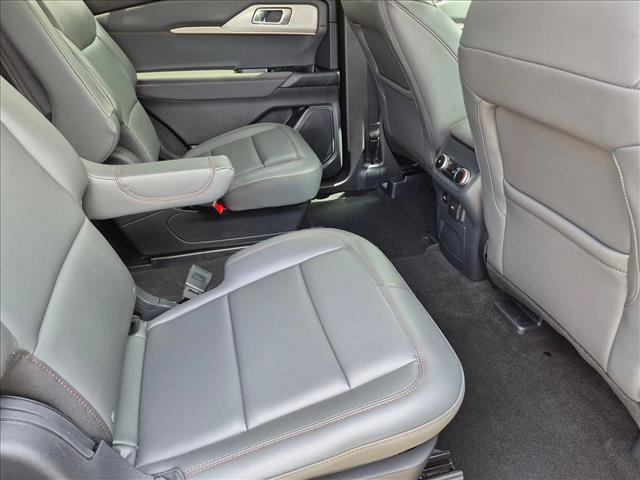 Certified 2025 Ford Explorer Active w/ Active Comfort Package RWD image 20