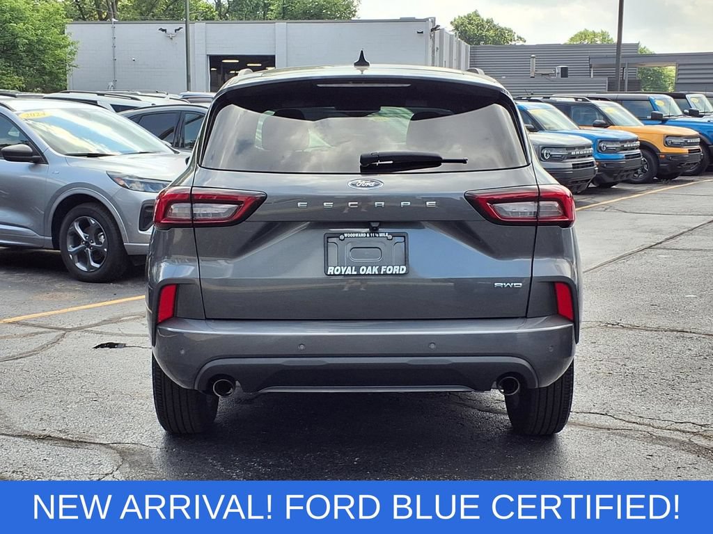 Certified 2023 Ford Escape ST-Line w/ Tech Pack #1 AWD/4WD image 23