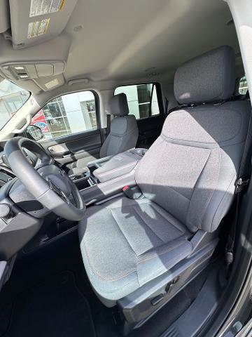 Certified 2025 Ford Expedition Max Active image 9