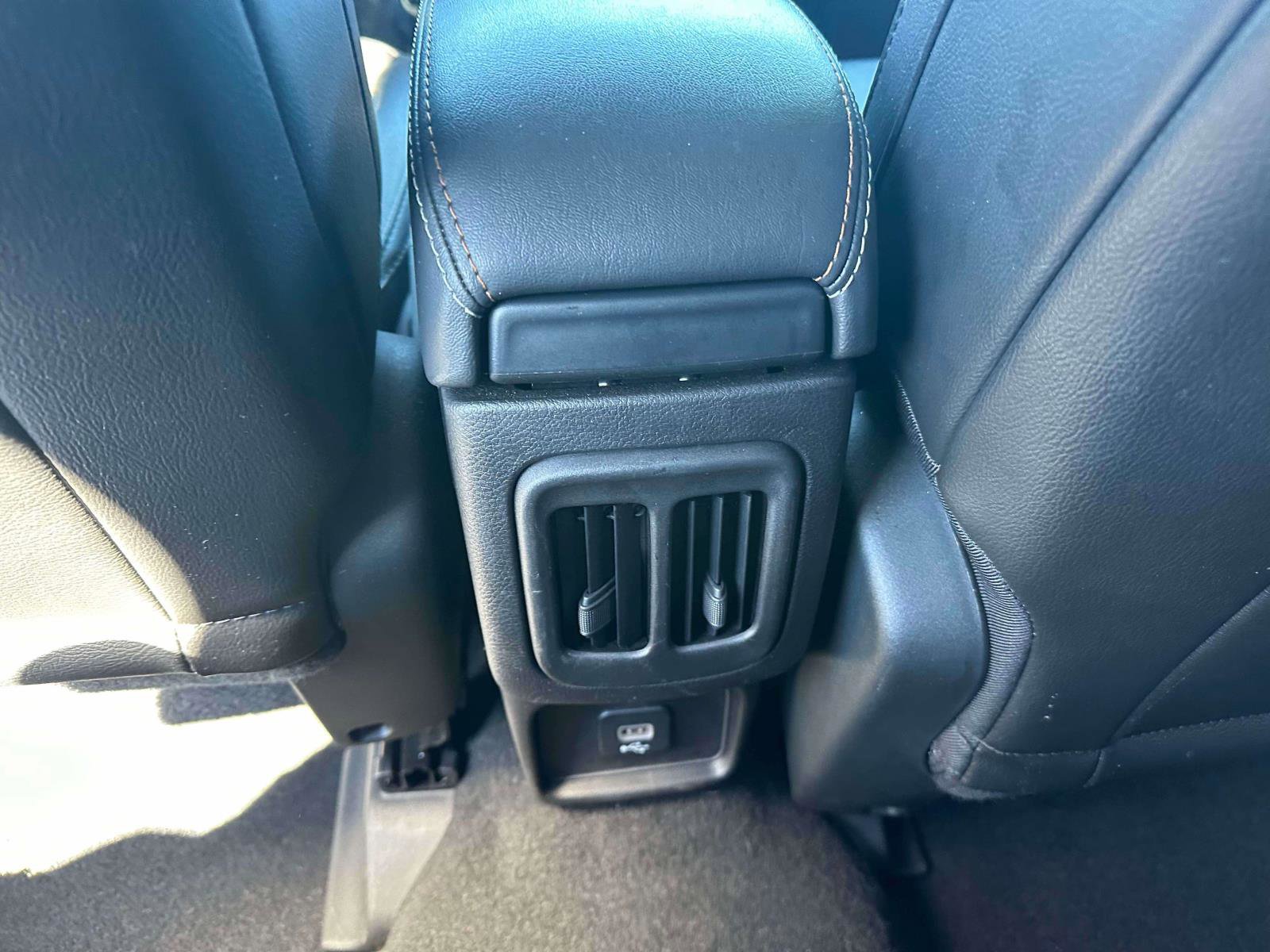 Used 2020 Jeep Compass Latitude w/ Cold Weather Group image 11