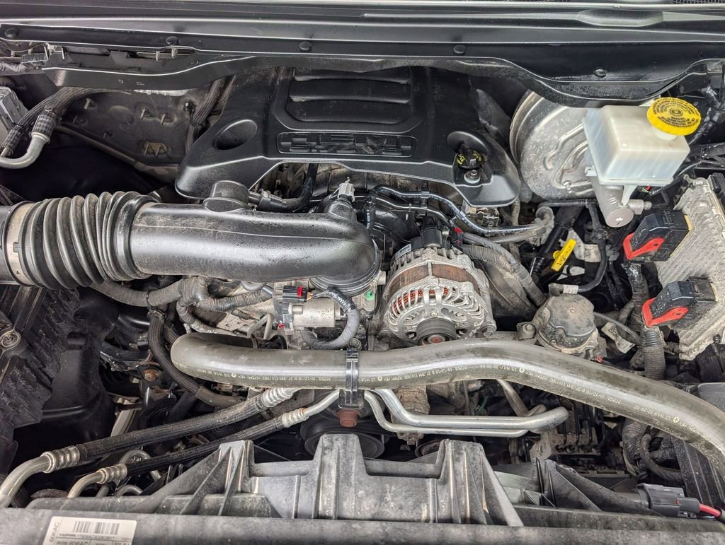 Used 2019 RAM 1500 Laramie AWD/4WD image 23