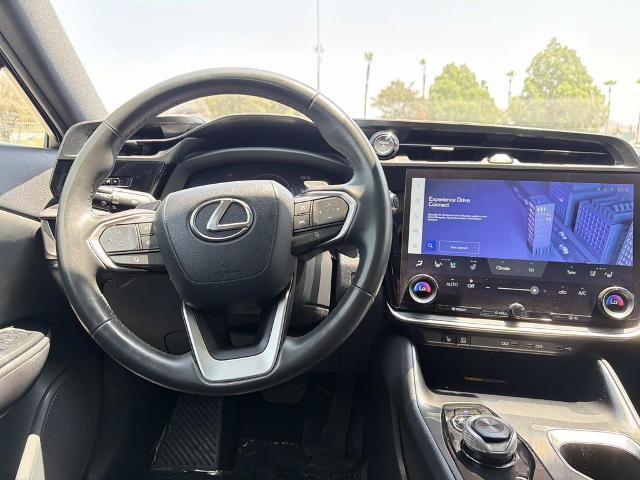 Used 2024 Lexus RZ 300e Premium w/ Technology Package FWD image 11
