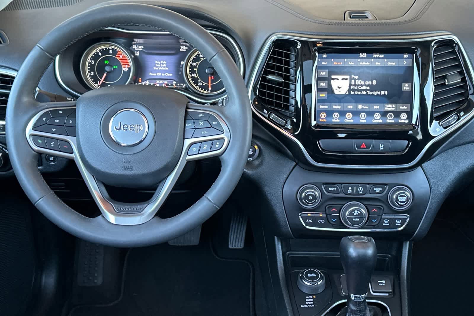 Used 2022 Jeep Cherokee Limited AWD/4WD image 14