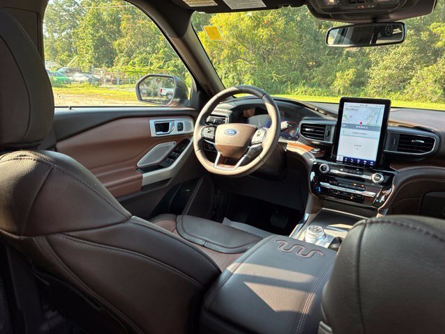Certified 2022 Ford Explorer King Ranch w/ Class IV Trailer Tow Package AWD/4WD image 27