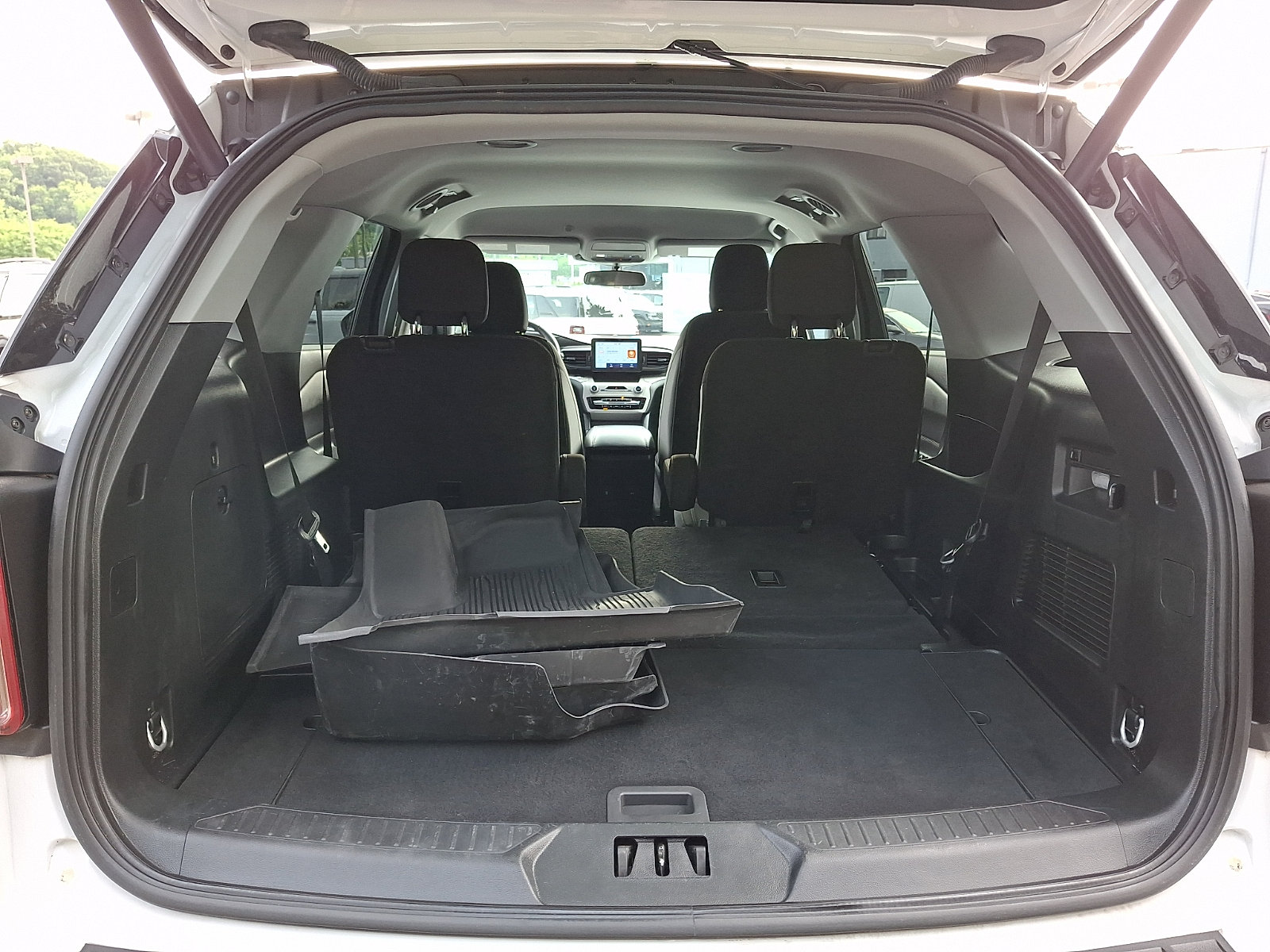 Certified 2023 Ford Explorer XLT AWD/4WD image 30