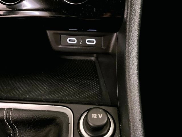 Used 2023 Volkswagen Jetta SE FWD image 31