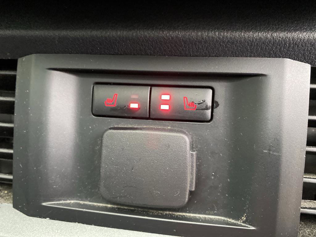 Certified 2021 Ford F150 Lariat w/ Equipment Group 502A High image 45