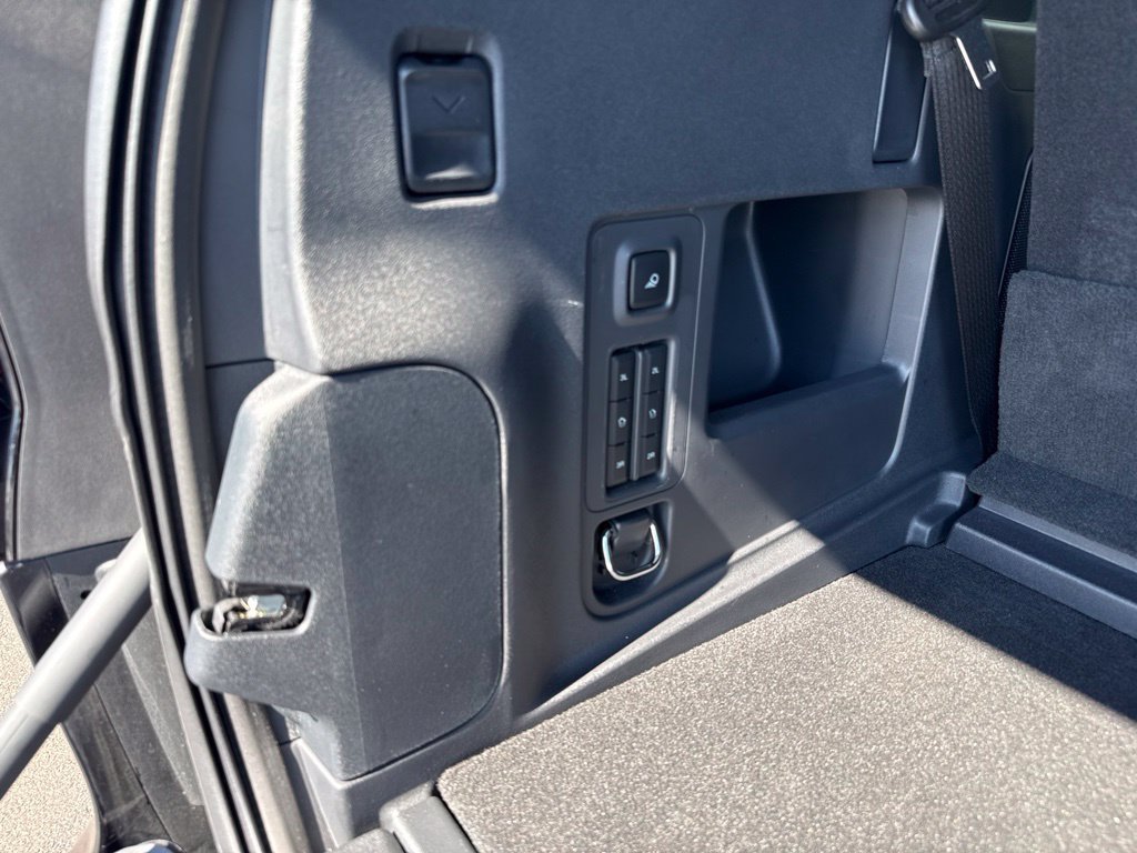Certified 2025 Ford Expedition Platinum AWD/4WD image 58