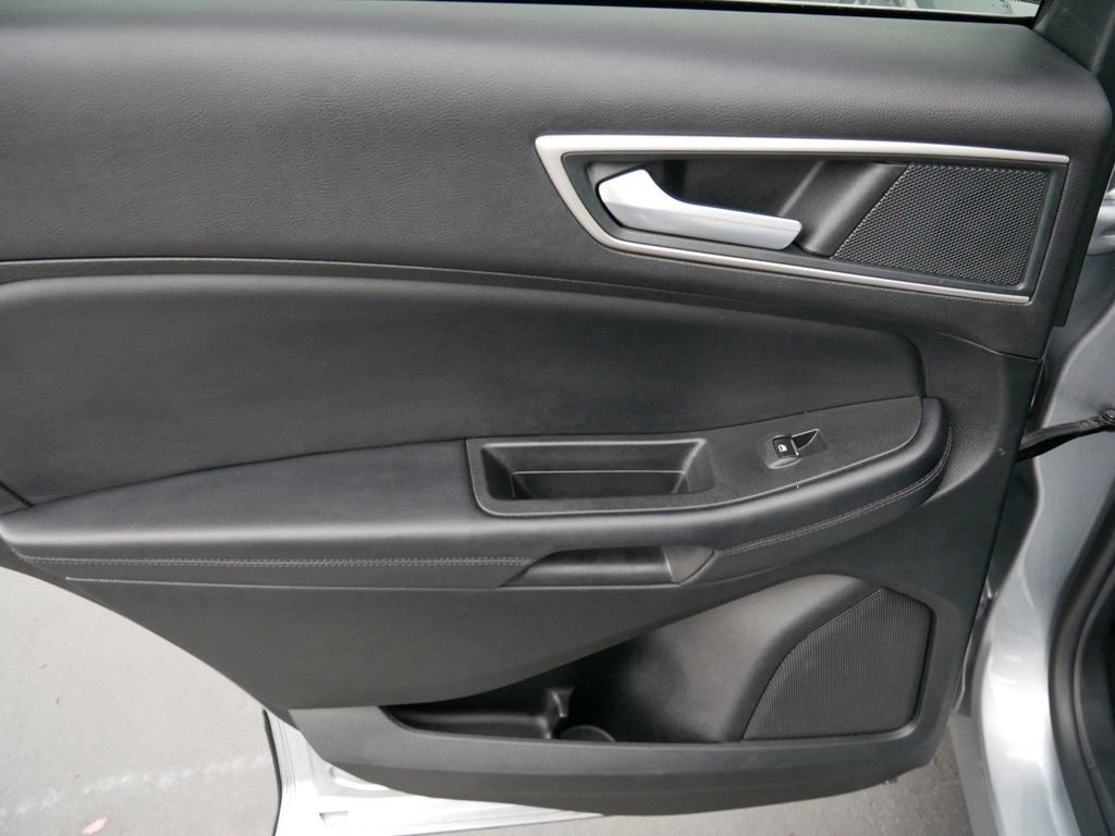 Certified 2024 Ford Edge SEL image 12