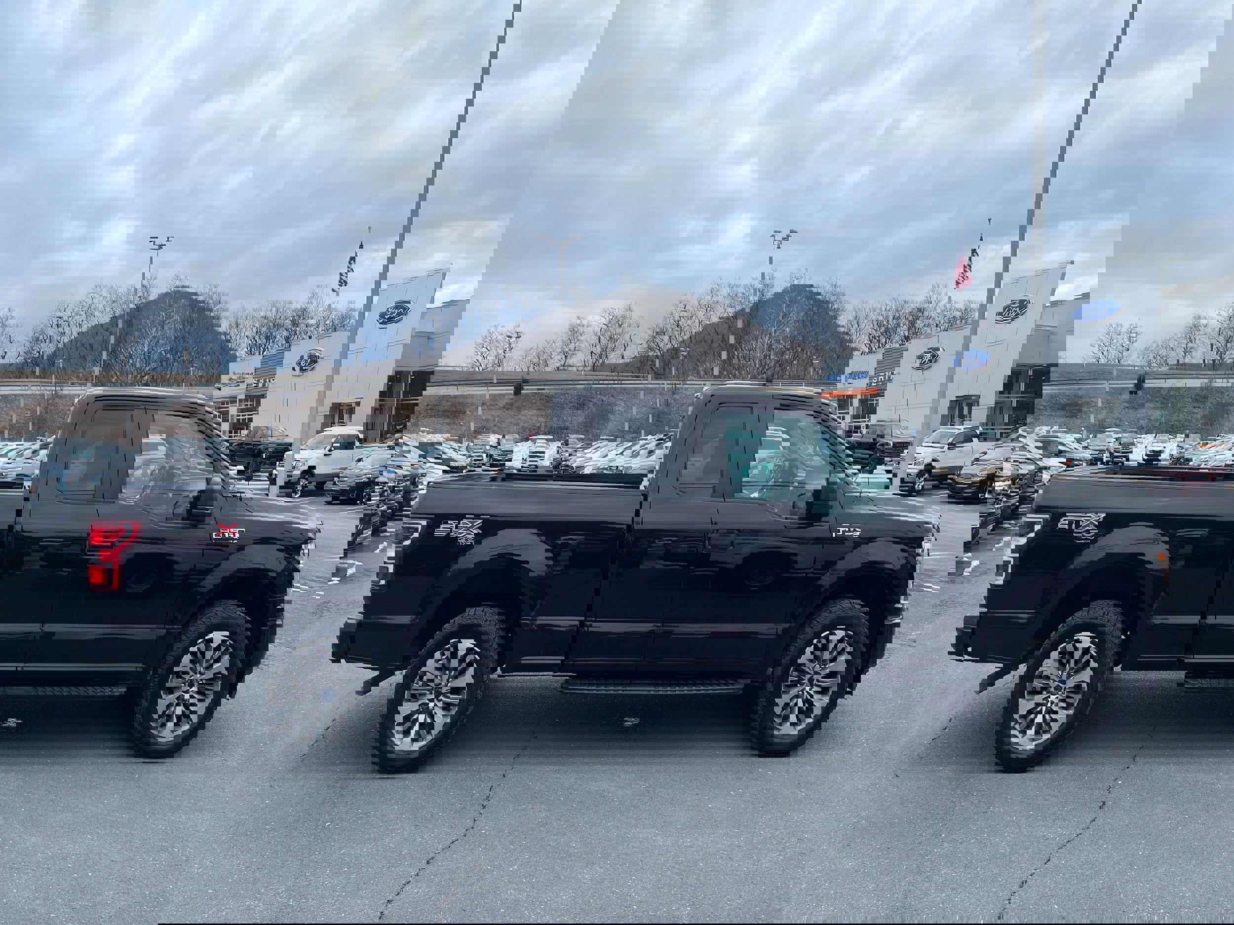 Certified 2018 Ford F150 XL w/ Equipment Group 101A Mid image 5