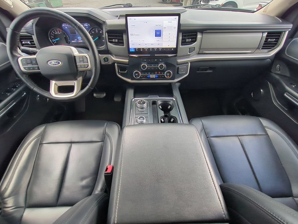 Certified 2024 Ford Expedition XLT AWD/4WD image 17