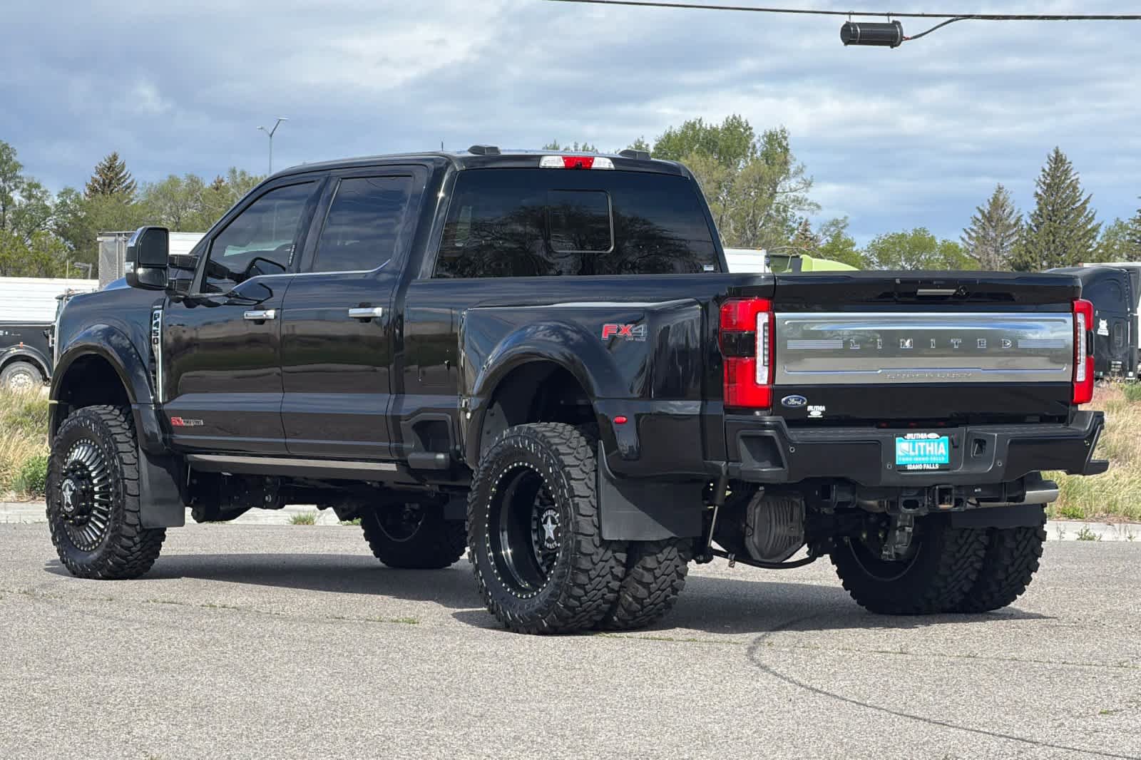 Certified 2024 Ford F450 Limited w/ FX4 Off-Road Package AWD/4WD image 6