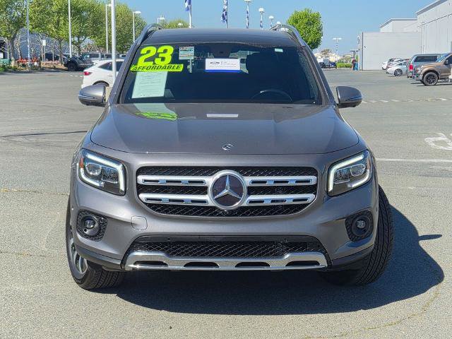 Used 2023 Mercedes-Benz GLB 250 w/ Premium Package image 8