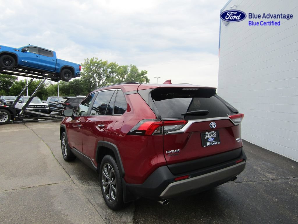 Used 2022 Toyota RAV4 Limited AWD/4WD image 8