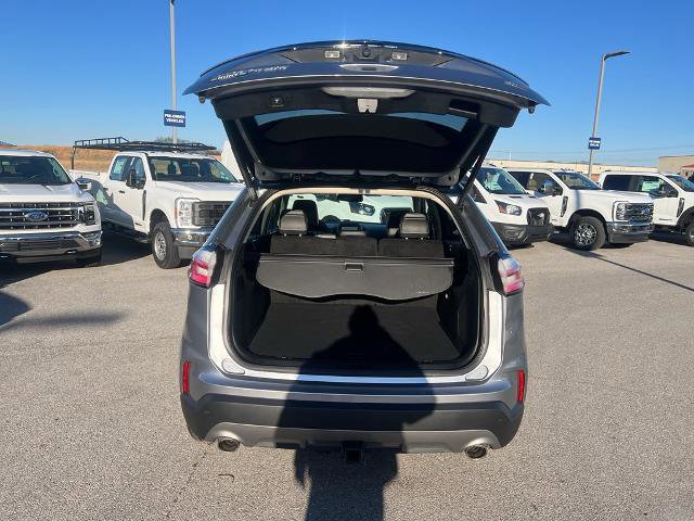 Certified 2022 Ford Edge Titanium w/ Equipment Group 301A image 17