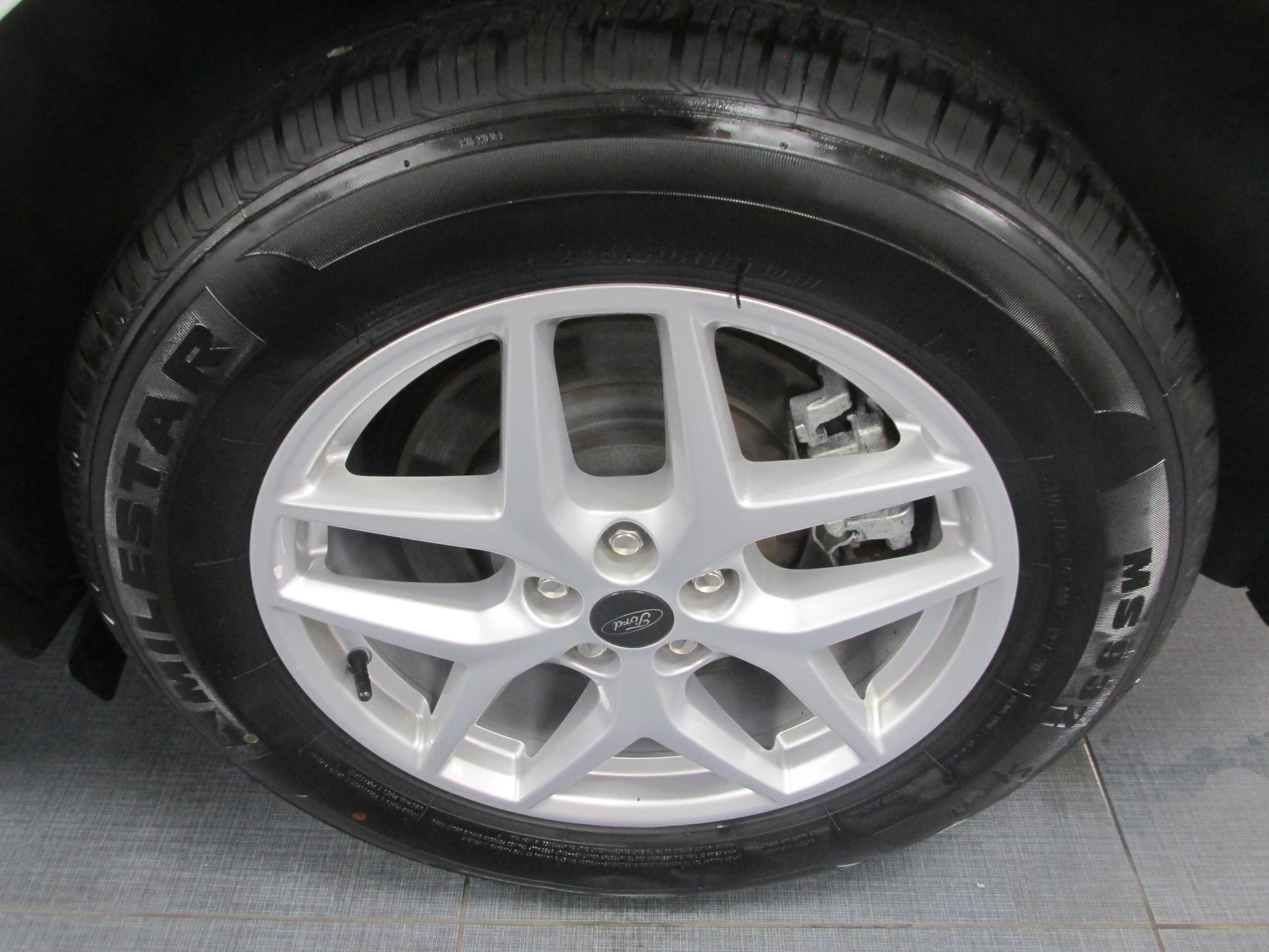 Certified 2024 Ford Edge SEL AWD/4WD image 13