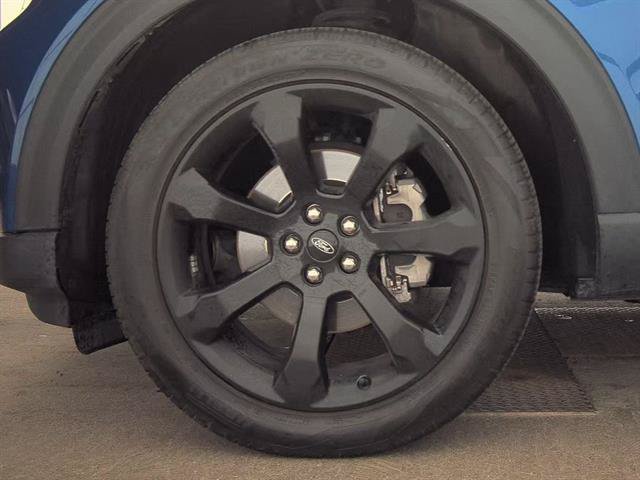 Certified 2023 Ford Explorer ST-Line AWD/4WD image 7