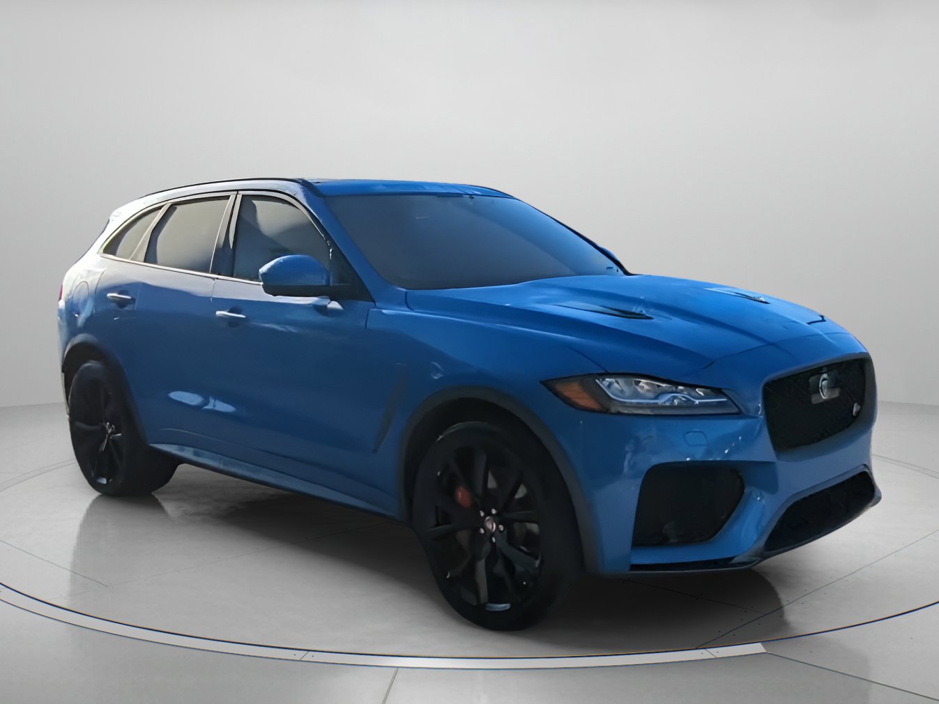 Used 2020 Jaguar F-PACE SVR image 27