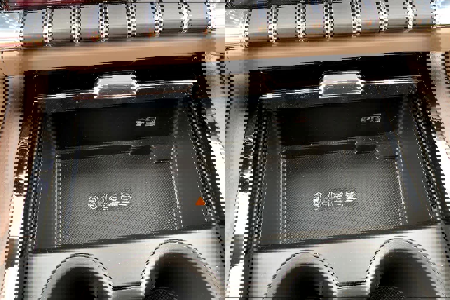 Used 2025 GMC Yukon XL Denali w/ LPO, Floor Liner Package image 35