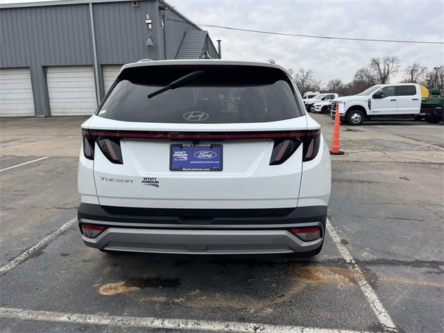 Used 2025 Hyundai Tucson Limited image 4