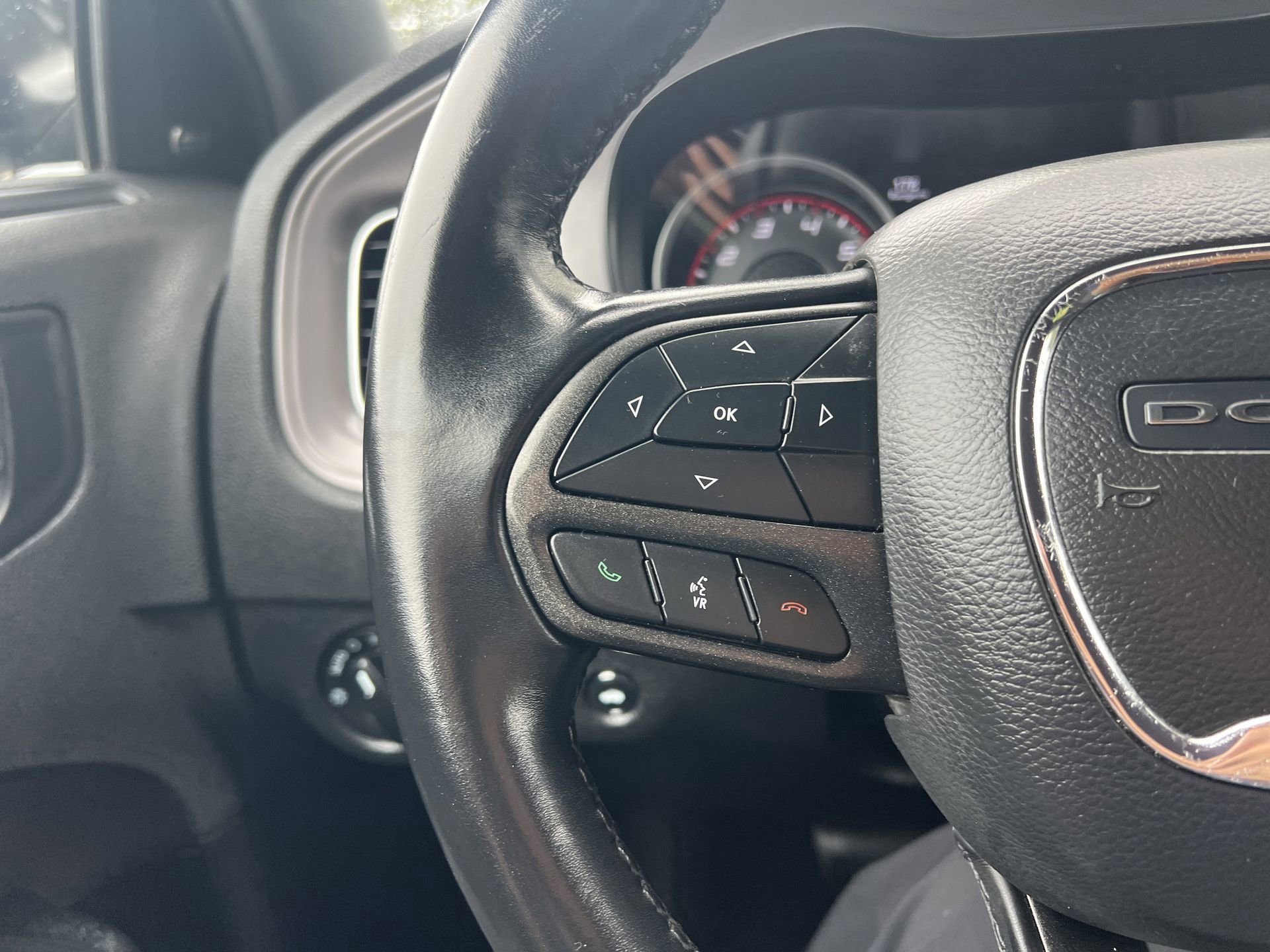 Used 2023 Dodge Charger SXT image 17