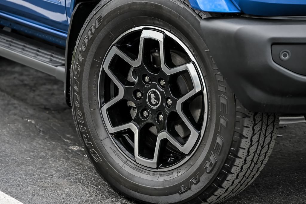 Certified 2022 Ford Bronco Outer Banks AWD/4WD image 3