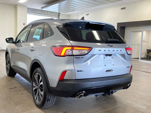 Certified 2022 Ford Escape SEL w/ SEL Stealth AWD Package image 5