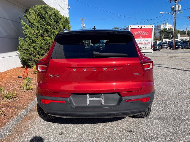 Used 2021 Volvo XC40 T5 R-Design w/ Climate Package AWD/4WD image 9