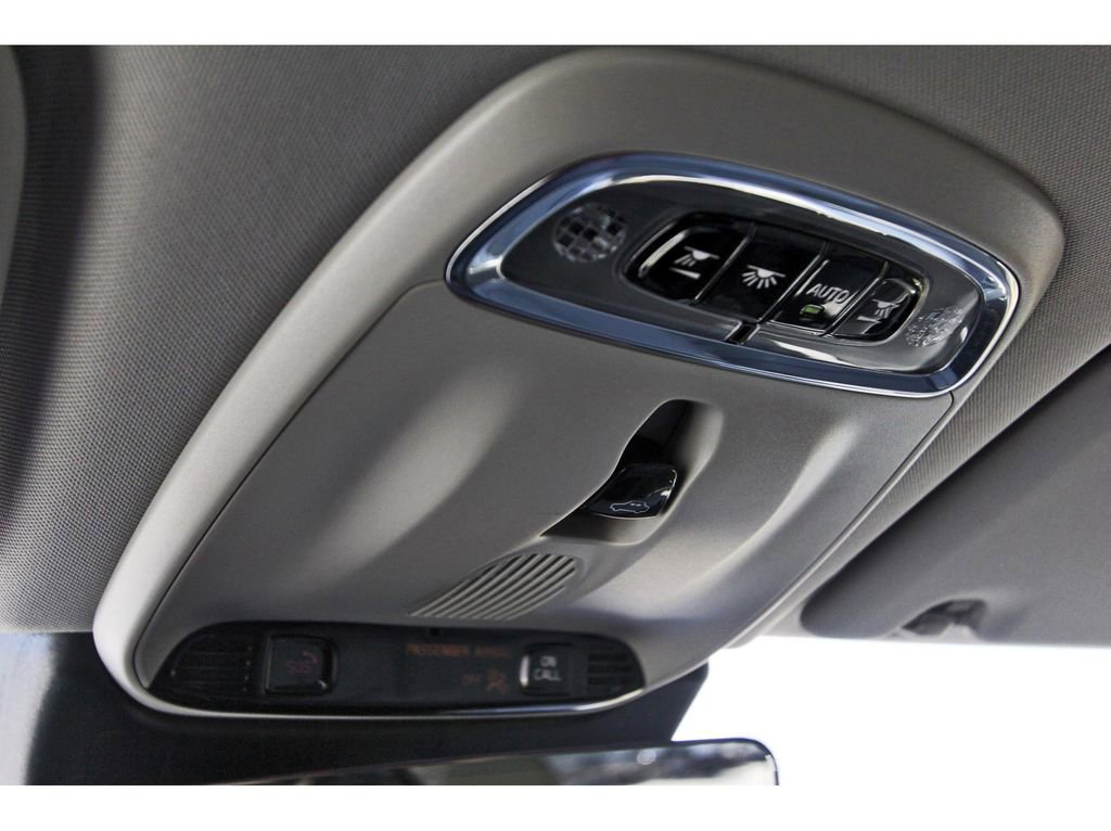 Used 2020 Volvo XC60 T6 Inscription w/ Protection Package Premier image 24