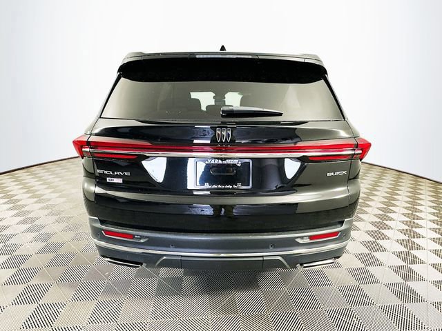 Used 2025 Buick Enclave Preferred FWD image 4