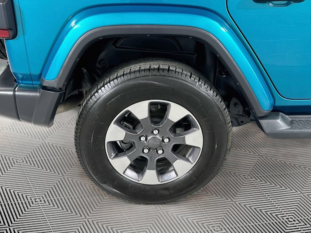 Used 2019 Jeep Wrangler Unlimited Sahara w/ LED Lighting Group AWD/4WD image 29