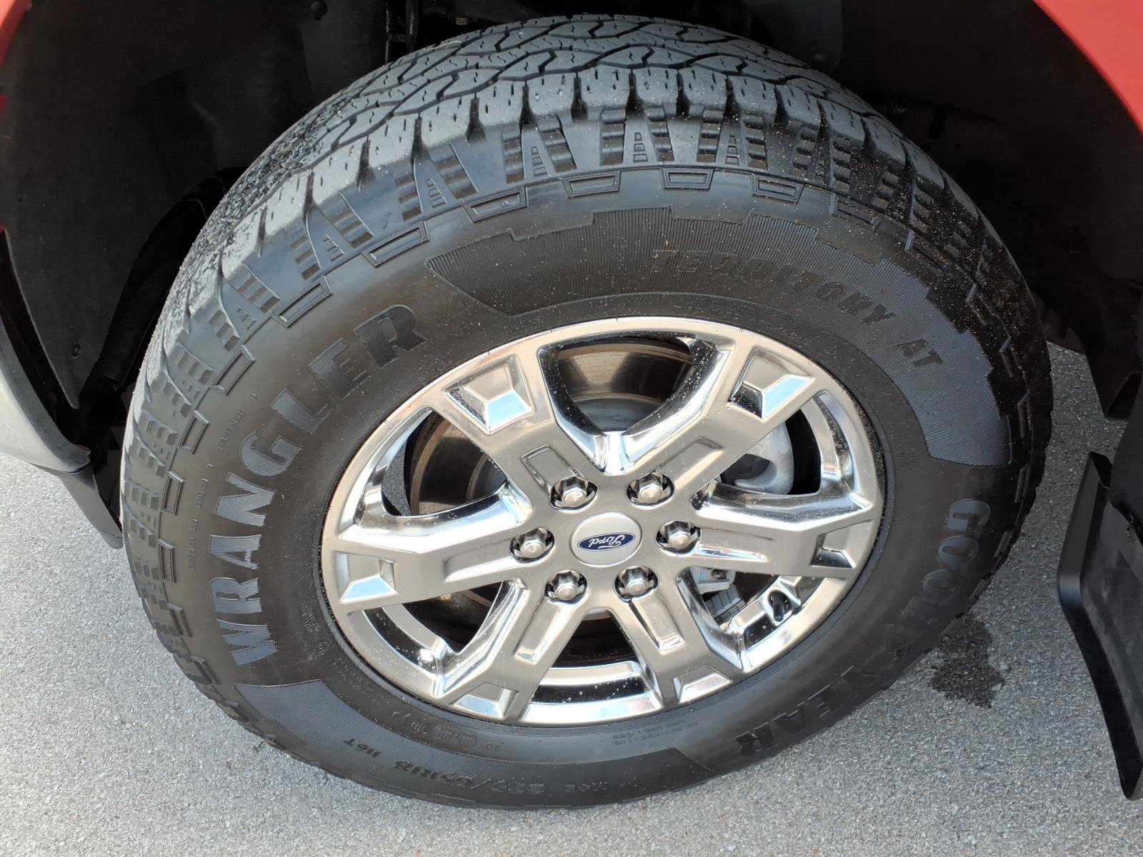 Certified 2022 Ford F150 Lariat w/ Equipment Group 502A High AWD/4WD image 9