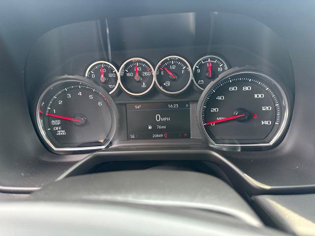 Used 2024 Chevrolet Suburban LS RWD image 19
