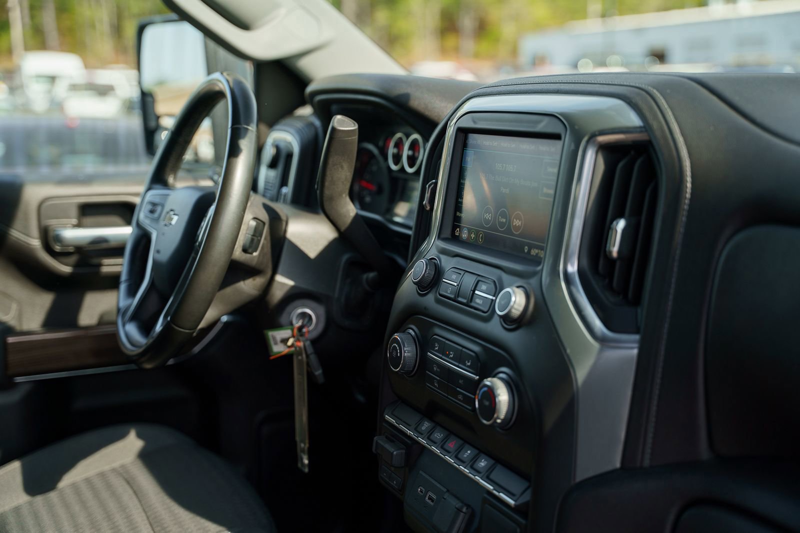 Used 2023 Chevrolet Silverado 2500 LT w/ Gooseneck/5TH Wheel Package image 18