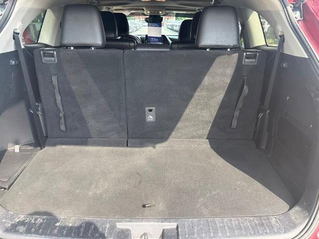 Used 2022 Toyota Highlander XLE FWD image 29