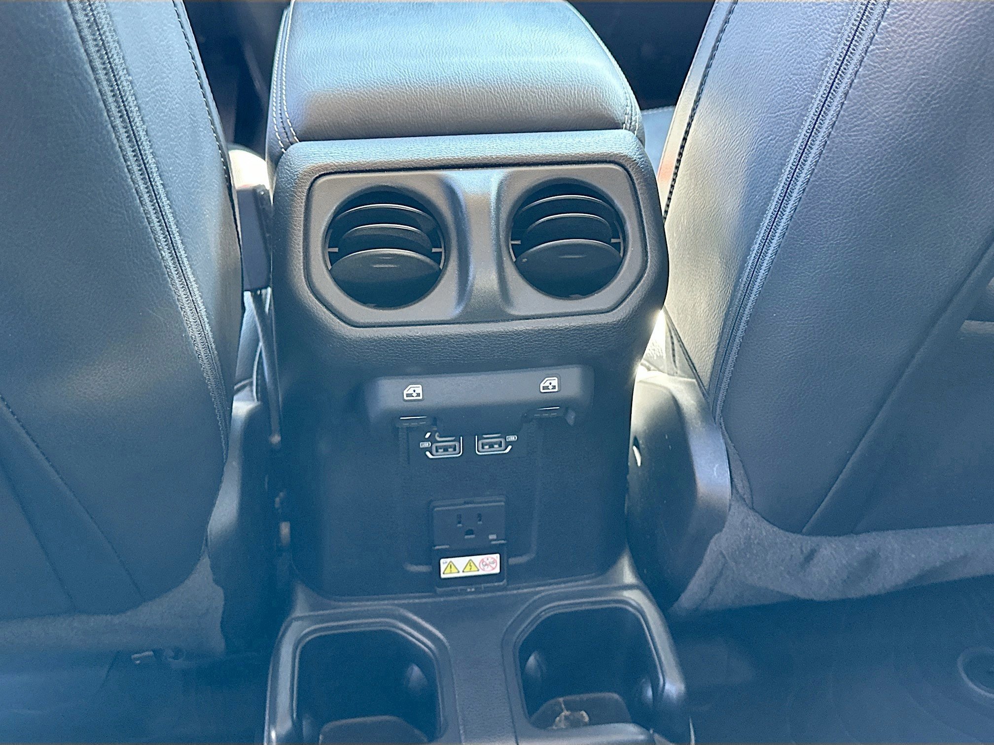 Used 2023 Jeep Gladiator Overland w/ Popular Equipment Package image 24