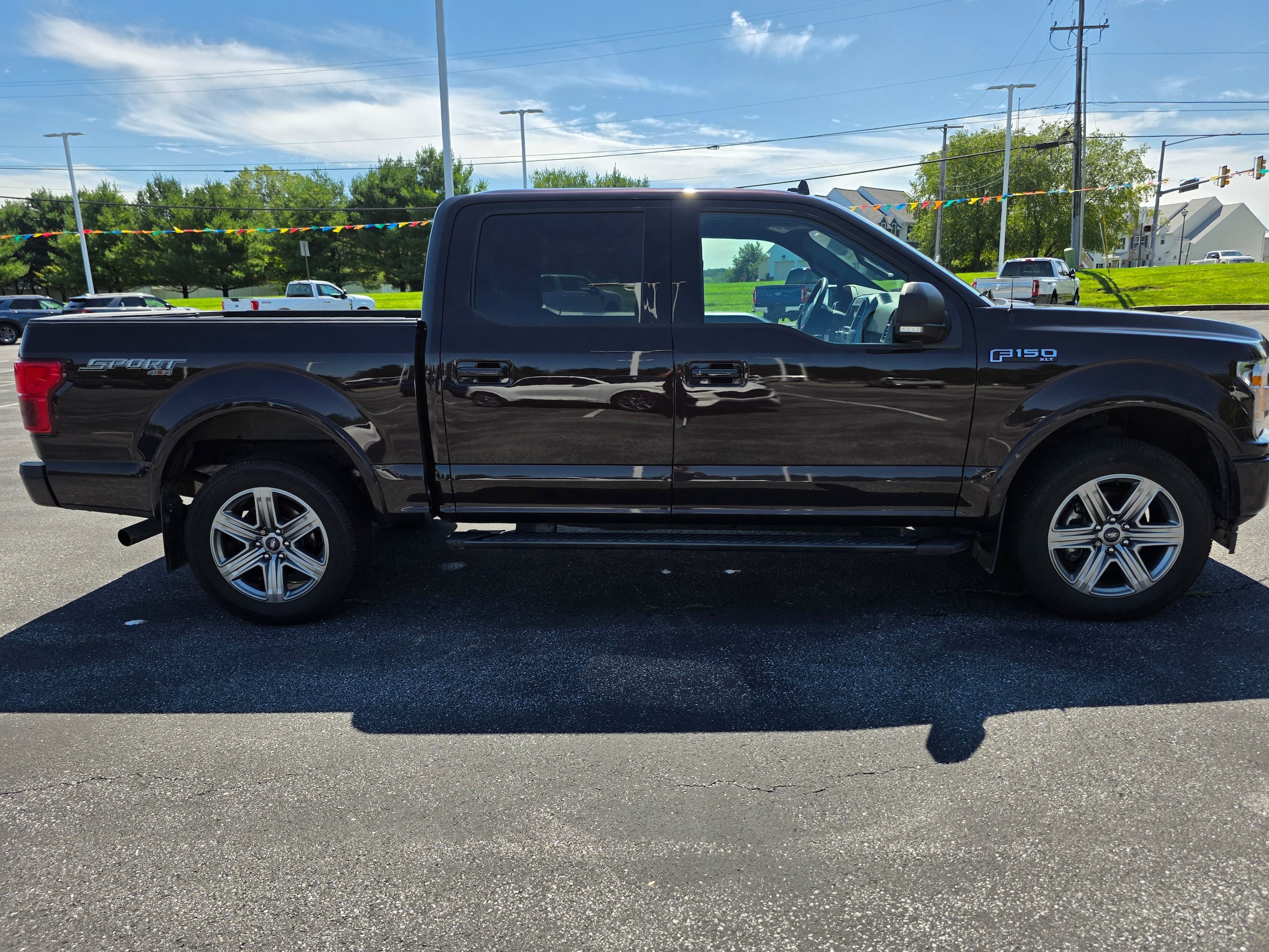Certified 2018 Ford F150 XLT w/ Equipment Group 302A Luxury AWD/4WD image 6