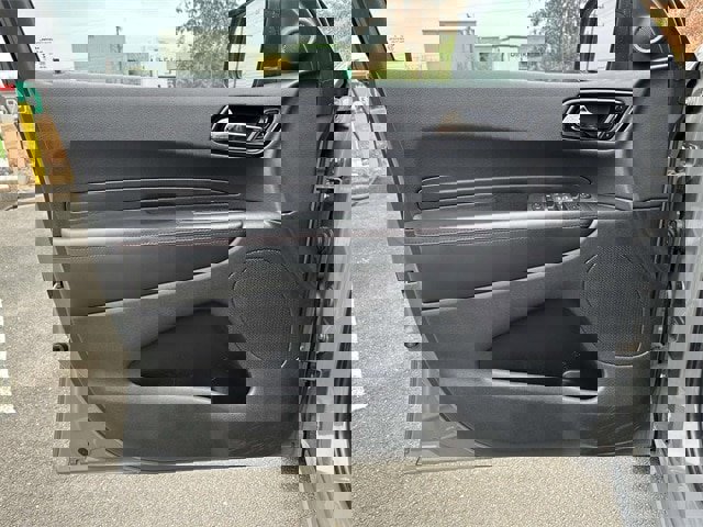 Used 2024 Dodge Durango GT image 18