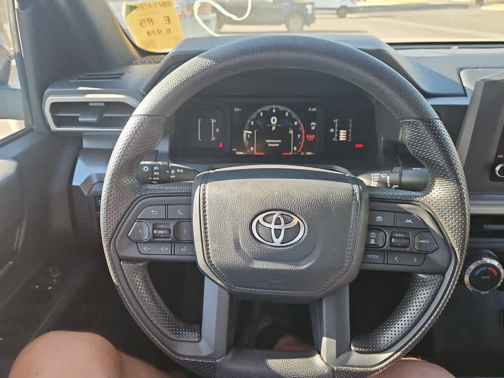 Used 2026 Toyota Tacoma SR5 AWD/4WD image 15