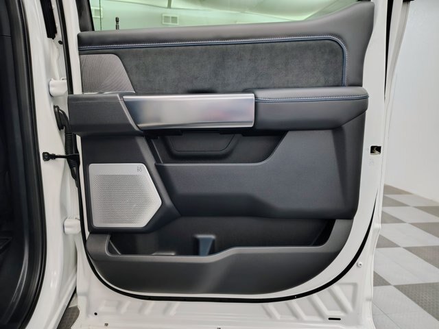 Certified 2025 Ford F350 Platinum AWD/4WD image 39