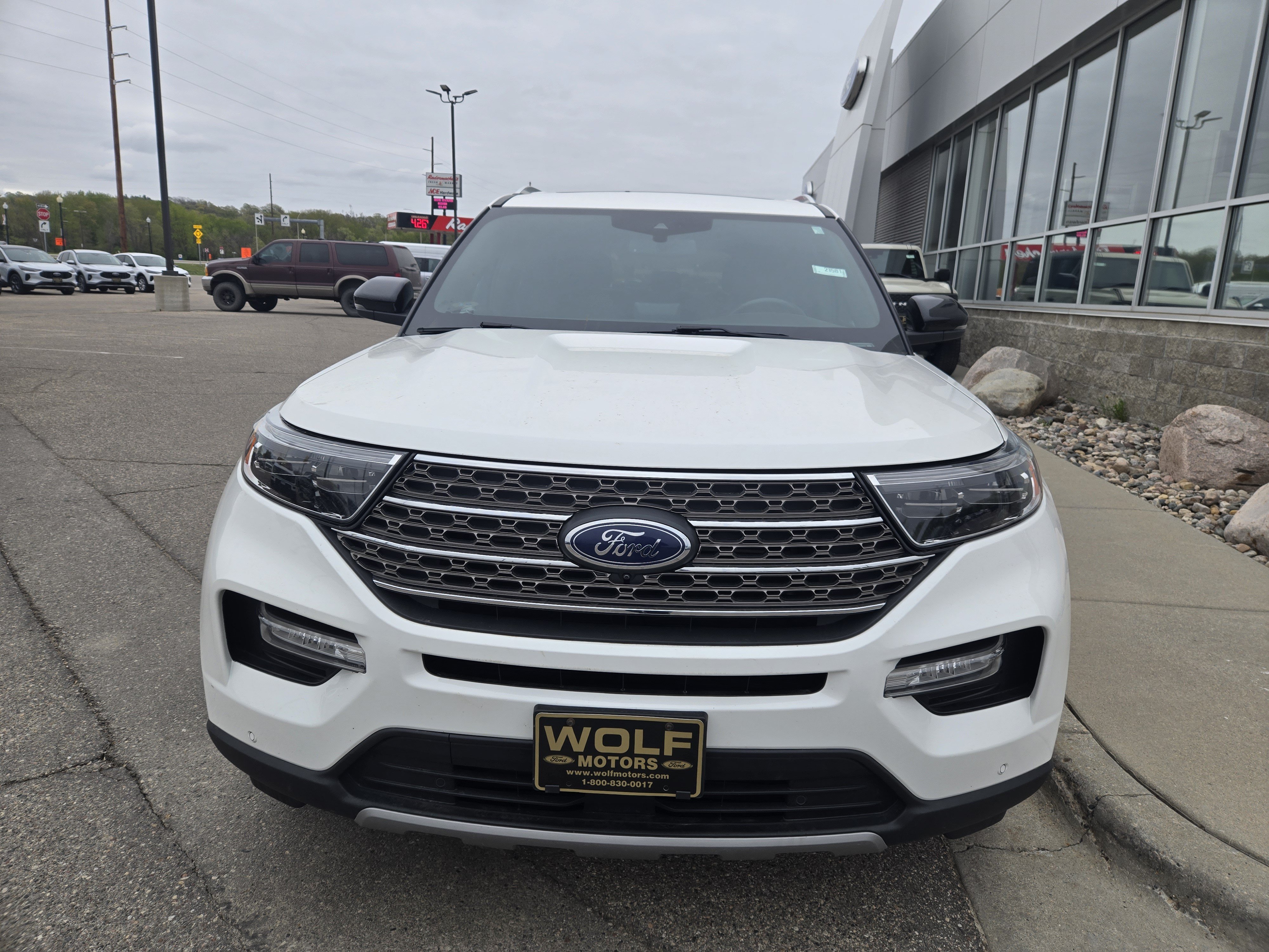Certified 2022 Ford Explorer King Ranch w/ Class IV Trailer Tow Package AWD/4WD image 4