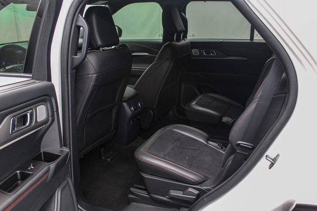 Certified 2025 Ford Explorer ST AWD/4WD image 11