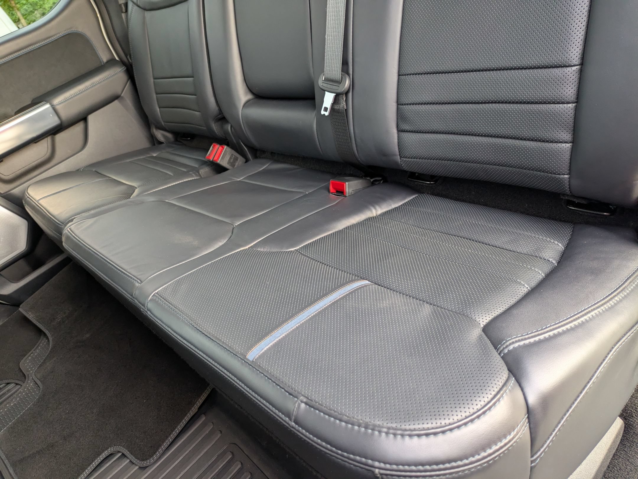 Certified 2025 Ford F250 Platinum AWD/4WD image 30