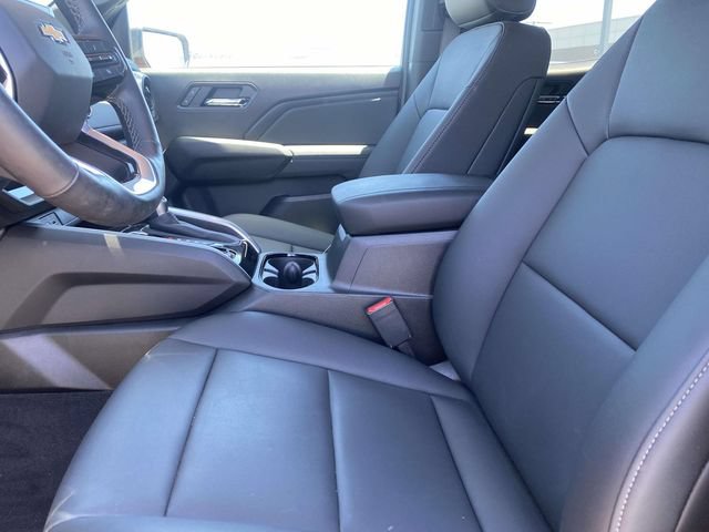 Used 2025 Chevrolet Colorado LT w/ LT Convenience Package AWD/4WD image 15