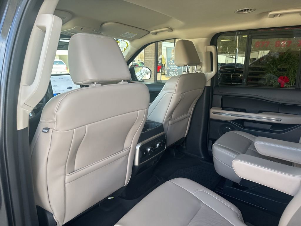 Certified 2023 Ford Expedition XLT image 14