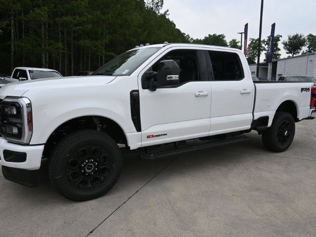 Certified 2025 Ford F350 Lariat w/ Lariat Ultimate Package AWD/4WD image 6