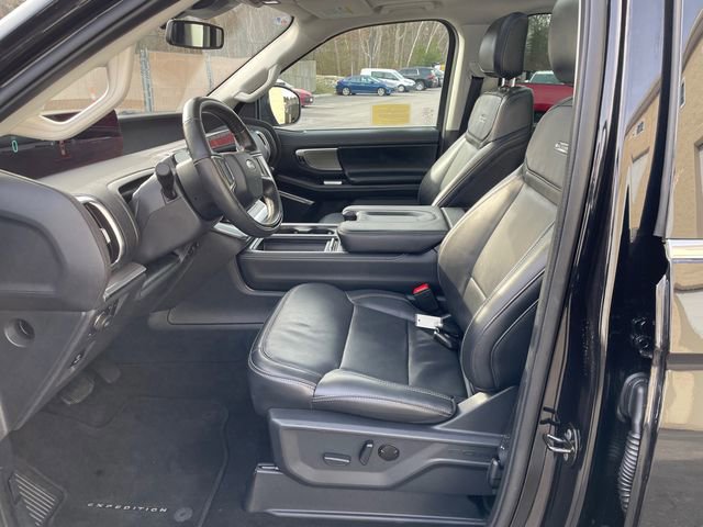Certified 2025 Ford Expedition Max Platinum image 40
