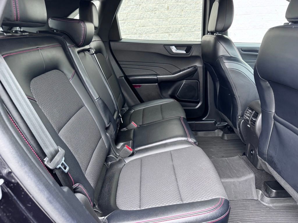 Certified 2024 Ford Escape ST-Line w/ Tech Pack #1 image 19