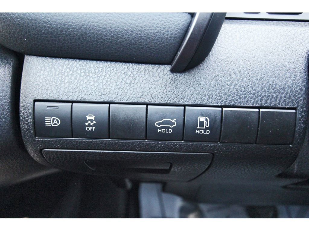 Used 2021 Toyota Camry XSE FWD image 18