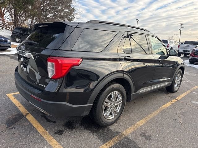 Certified 2022 Ford Explorer XLT w/ Equipment Group 202A image 14